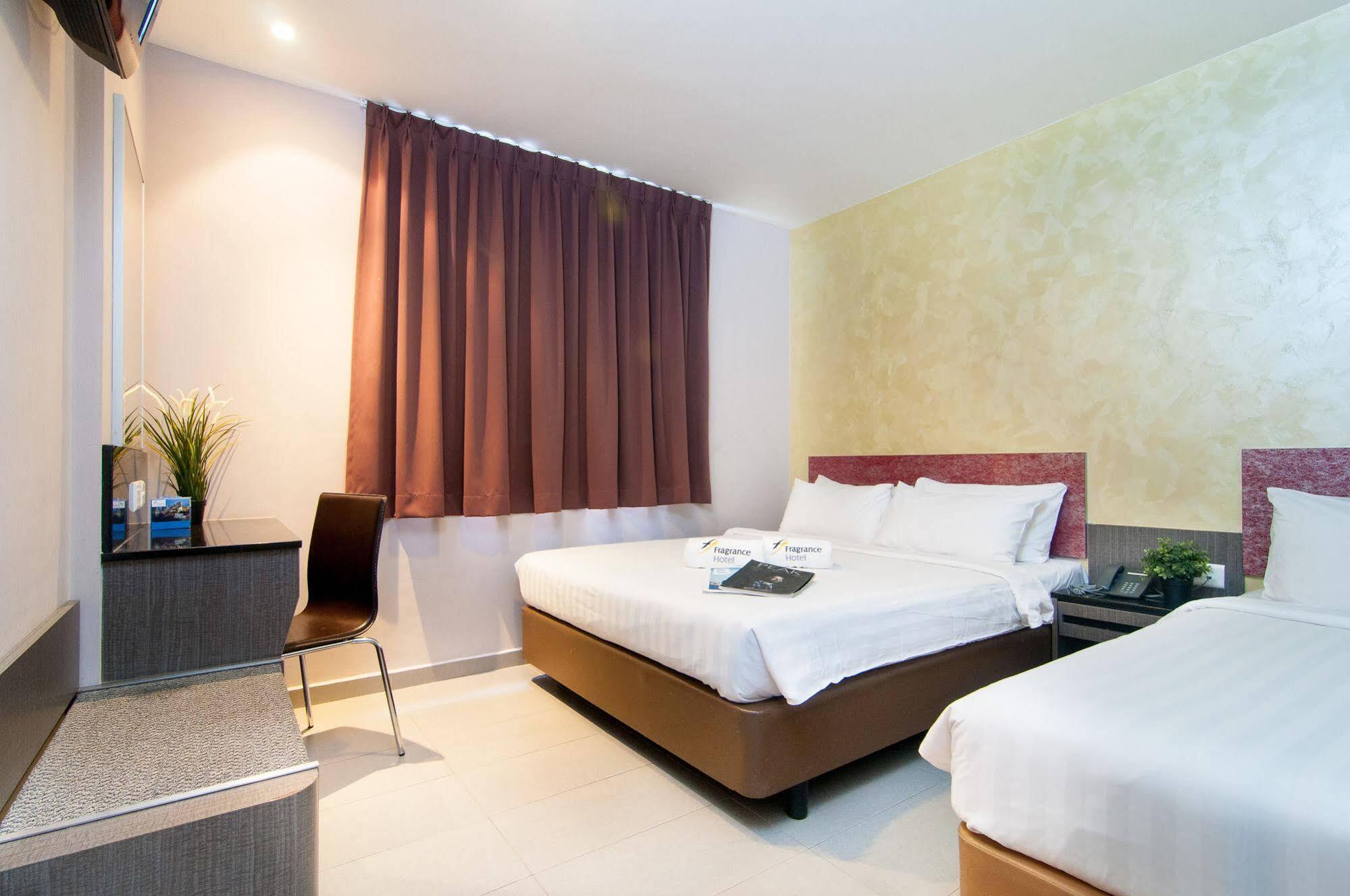 Ibis Budget Singapore Sapphire Exterior foto